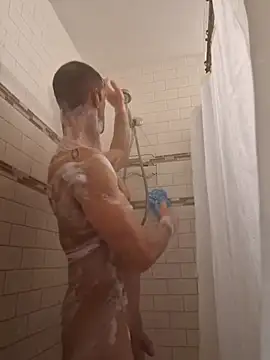 Snapshot of John19893 chatting on February 17, 10:18 am John19893 online show from February 17, 10:18 am