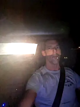 Snapshot of John19893 chatting on February 25, 12:36 am John19893 online show from February 25, 12:36 am