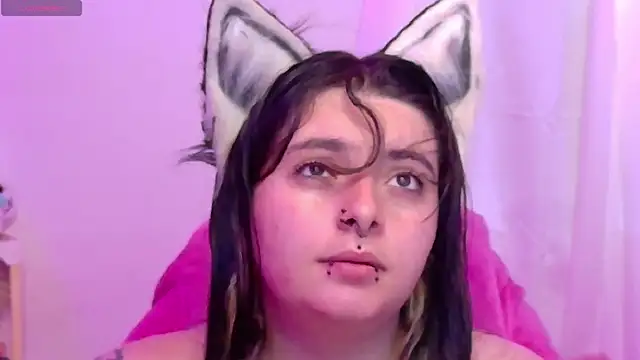 Snapshot of Sachi_Meow chatting on June 23, 7:12 pm Sachi Meow online show from June 23, 7:12 pm