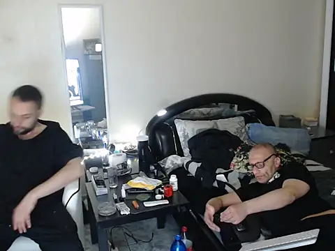 Snapshot of Terizizz chatting on April 10, 9:19 pm Terizizz online show from April 10, 9:19 pm