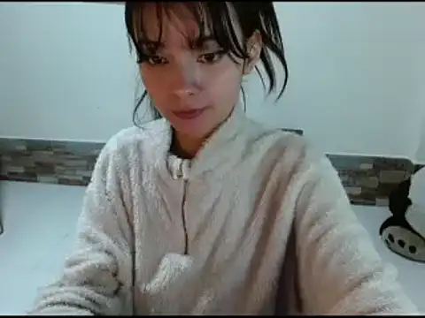  annie rosse online show from December 19, 1:07 am