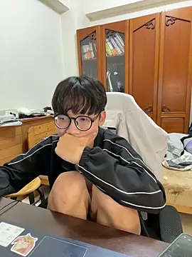 Snapshot of hihi0169 chatting on December 14, 4:20 pm hihi0169 online show from December 14, 4:20 pm