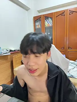 Snapshot of hihi0169 chatting on December 15, 5:20 pm hihi0169 online show from December 15, 5:20 pm