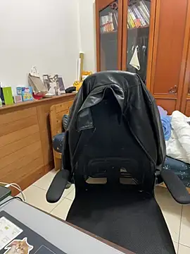 Snapshot of hihi0169 chatting on February 6, 5:51 pm hihi0169 online show from February 6, 5:51 pm