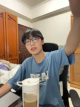 Snapshot of hihi0169 chatting on February 16, 3:48 pm hihi0169 online show from February 16, 3:48 pm