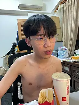 Snapshot of hihi0169 chatting on March 8, 9:08 pm hihi0169 online show from March 8, 9:08 pm