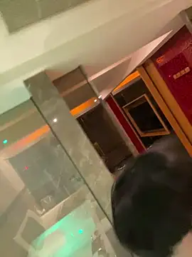 Snapshot of hihi0169 chatting on March 15, 3:59 pm hihi0169 online show from March 15, 3:59 pm