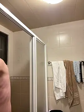 Snapshot of hihi0169 chatting on March 21, 3:02 pm hihi0169 online show from March 21, 3:02 pm