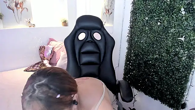 Snapshot of Abby_Mae_ chatting on January 8, 3:08 am Abby Mae online show from January 8, 3:08 am