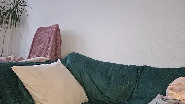 Cyndee Winter online show from November 25, 1:22 pm