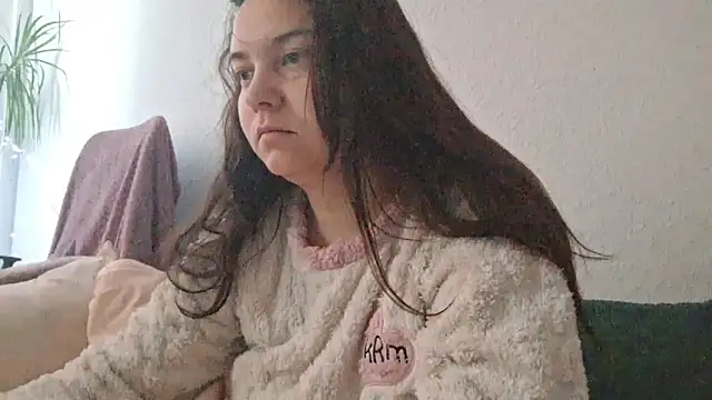 Cyndee Winter online show from November 29, 9:45 am