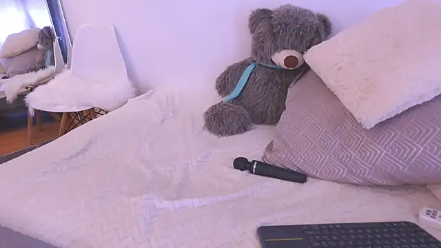 Anah s online show from September 20, 5:14 pm