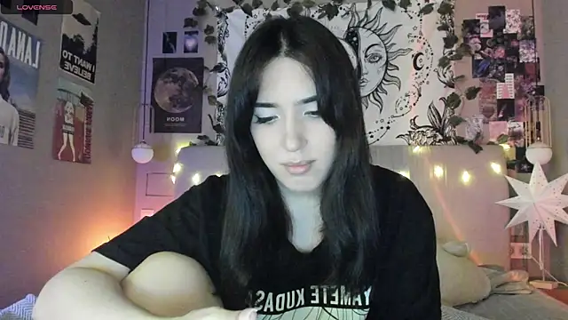 Anisawithlove online show from January 31, 3:33 pm