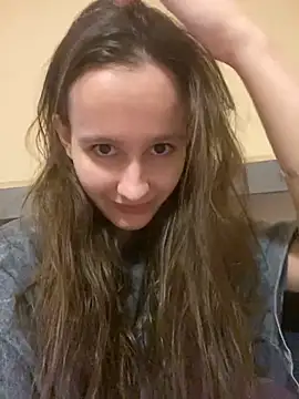 Snapshot of babywaifu chatting on February 13, 4:39 pm babywaifu online show from February 13, 4:39 pm