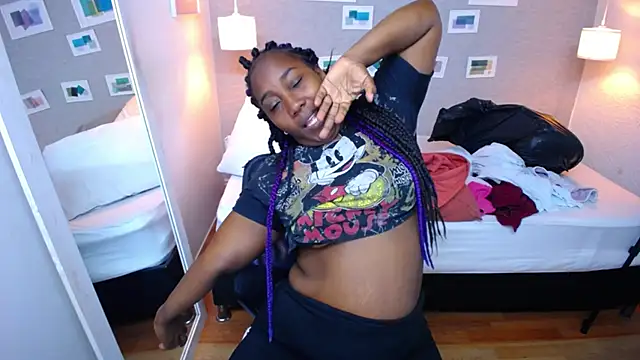 kiara evanss online show from March 14, 2:30 pm