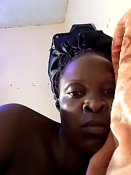 Snapshot of pretty_amaal chatting on January 5, 6:24 am pretty amaal online show from January 5, 6:24 am