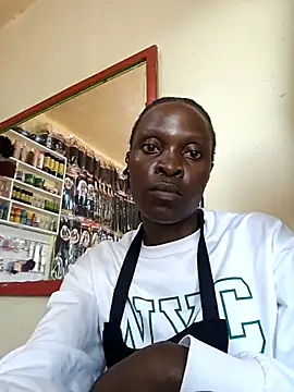 Snapshot of pretty_amaal chatting on November 13, 1:54 pm pretty amaal online show from November 13, 1:54 pm