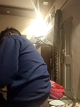 lund lol online show from February 17, 6:59 pm