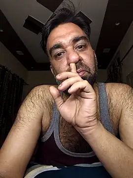 lund lol online show from March 19, 6:34 pm