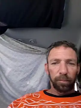 Treemandude online show from December 16, 5:40 pm