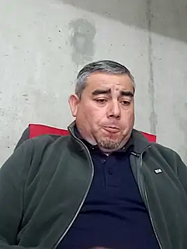 Manolete007x online show from April 15, 5:31 pm