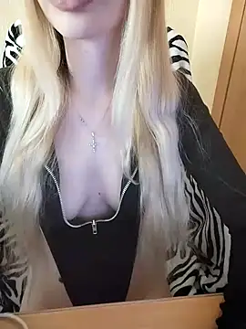 Elza kom online show from March 6, 4:30 am