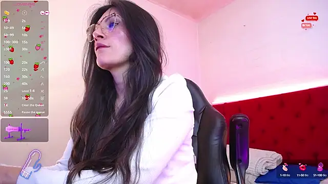 Rapunzeell  online show from March 15, 1:07 pm