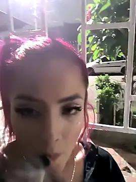 lady scarlettt online show from March 5, 9:05 am