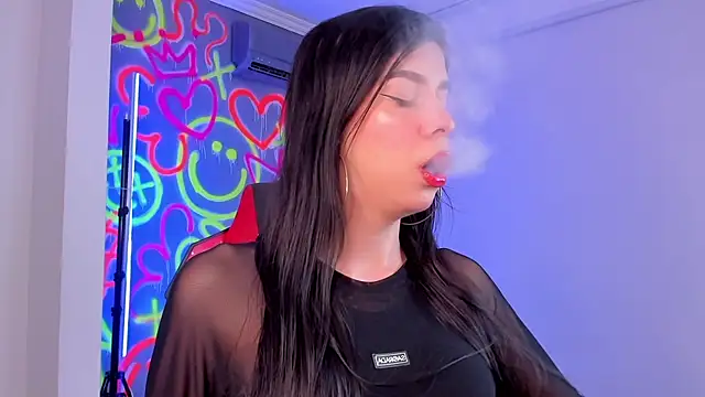 Snapshot of johedija chatting on January 24, 8:11 pm johedija online show from January 24, 8:11 pm