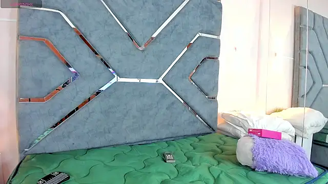 LucciaPorter online show from January 14, 10:03 pm