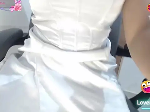 Snapshot of sweettmiah chatting on November 18, 3:38 pm sweettmiah online show from November 18, 3:38 pm