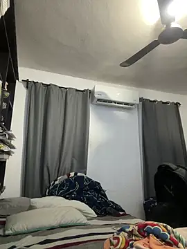 Magicerosxx69 online show from March 7, 5:37 am