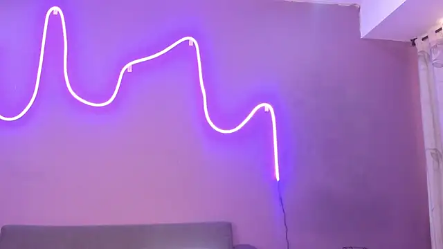 lanna bx online show from September 14, 4:39 pm