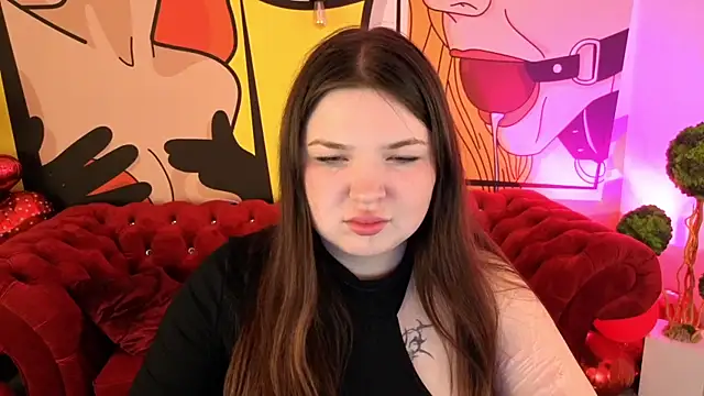 RosieMoons online show from March 23, 8:57 pm