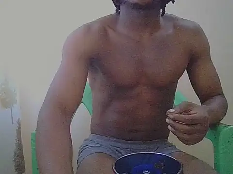 Snapshot of Samir4123 chatting on January 18, 5:55 am Samir4123 online show from January 18, 5:55 am