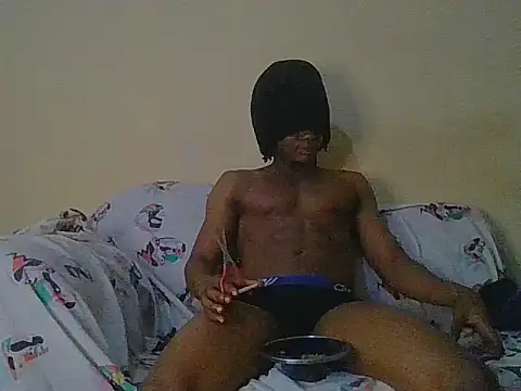 Snapshot of Samir4123 chatting on February 15, 7:51 am Samir4123 online show from February 15, 7:51 am