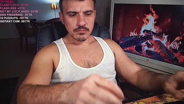 Snapshot of officeman7 chatting on March 7, 4:33 pm officeman7 online show from March 7, 4:33 pm