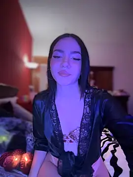 ShannonShanny online show from January 10, 1:41 pm