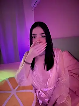 ShannonShanny online show from October 6, 4:04 pm