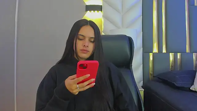 Snapshot of ChloeHarper_ chatting on May 16, 11:53 am ChloeHarper online show from May 16, 11:53 am