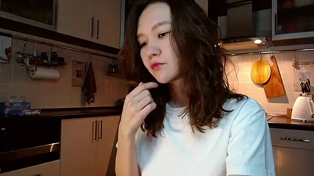 Snapshot of Kelly_Yon chatting on March 13, 10:10 pm Kelly Yon online show from March 13, 10:10 pm