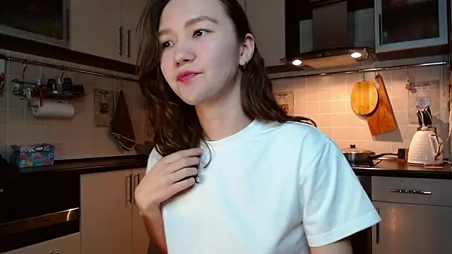 Snapshot of Kelly_Yon chatting on March 14, 7:12 pm Kelly Yon online show from March 14, 7:12 pm