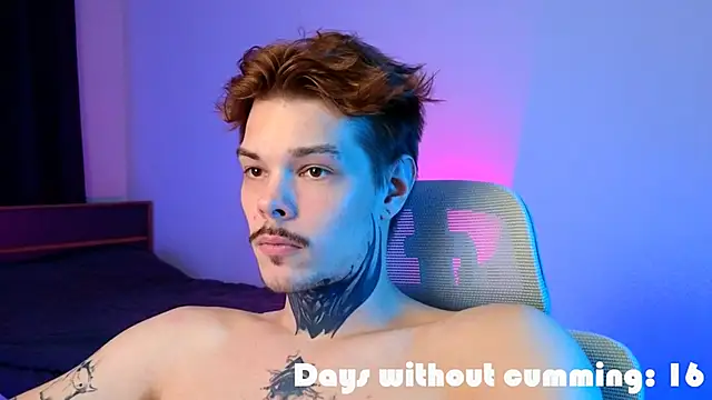 DENIS HERE online show from April 3, 7:56 pm