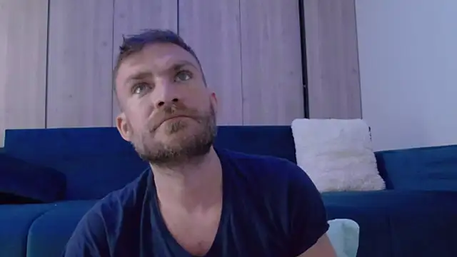 10in deluxe online show from October 26, 7:58 am