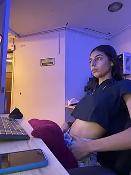 cristel 17 online show from December 28, 9:40 pm