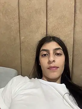 Snapshot of cristel_17 chatting on February 8, 4:16 am cristel 17 online show from February 8, 4:16 am