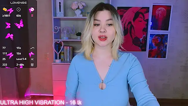 cutie mili online show from February 19, 7:06 am