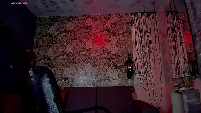 Snapshot of irregular_fetish_ chatting on February 20, 8:03 pm irregular fetish online show from February 20, 8:03 pm