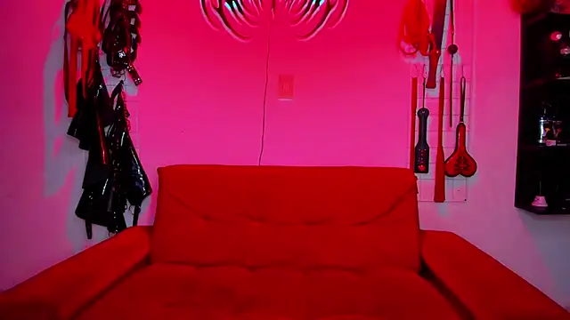 irregular fetish  online show from February 28, 8:21 pm