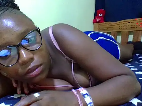 Snapshot of verginpussy01 chatting on July 5, 1:45 am verginpussy01 online show from July 5, 1:45 am